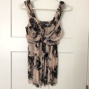 Women’s Express Size Small Blush and Black Top